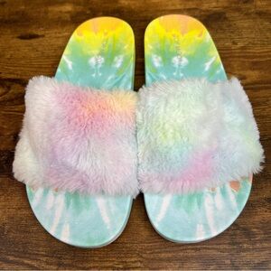 Top Moda Size 11 Fuzzy Top Open Toe Slides
